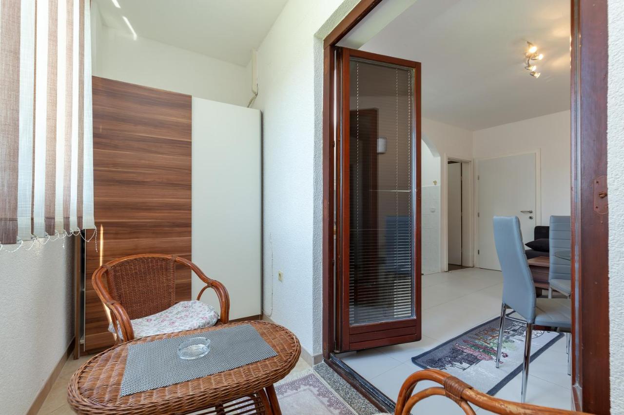 Apartments Smaila 1729 普拉 外观 照片