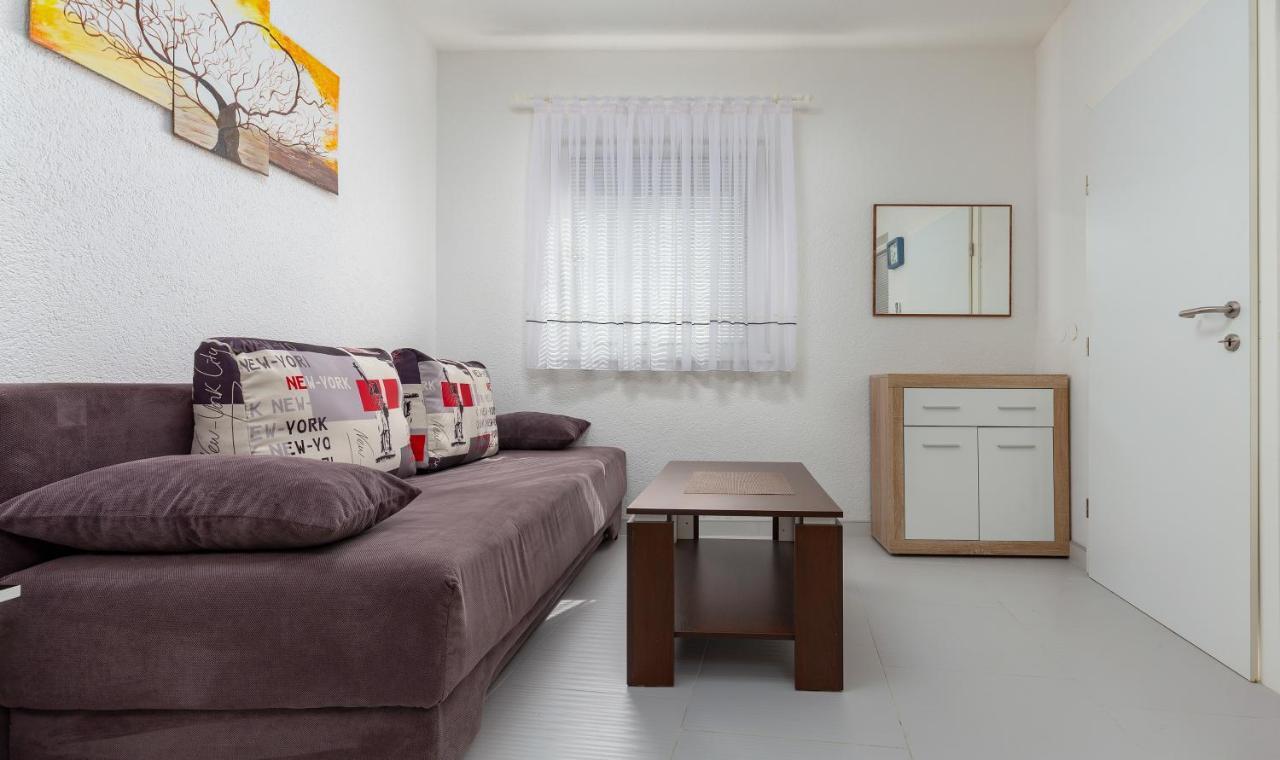 Apartments Smaila 1729 普拉 外观 照片